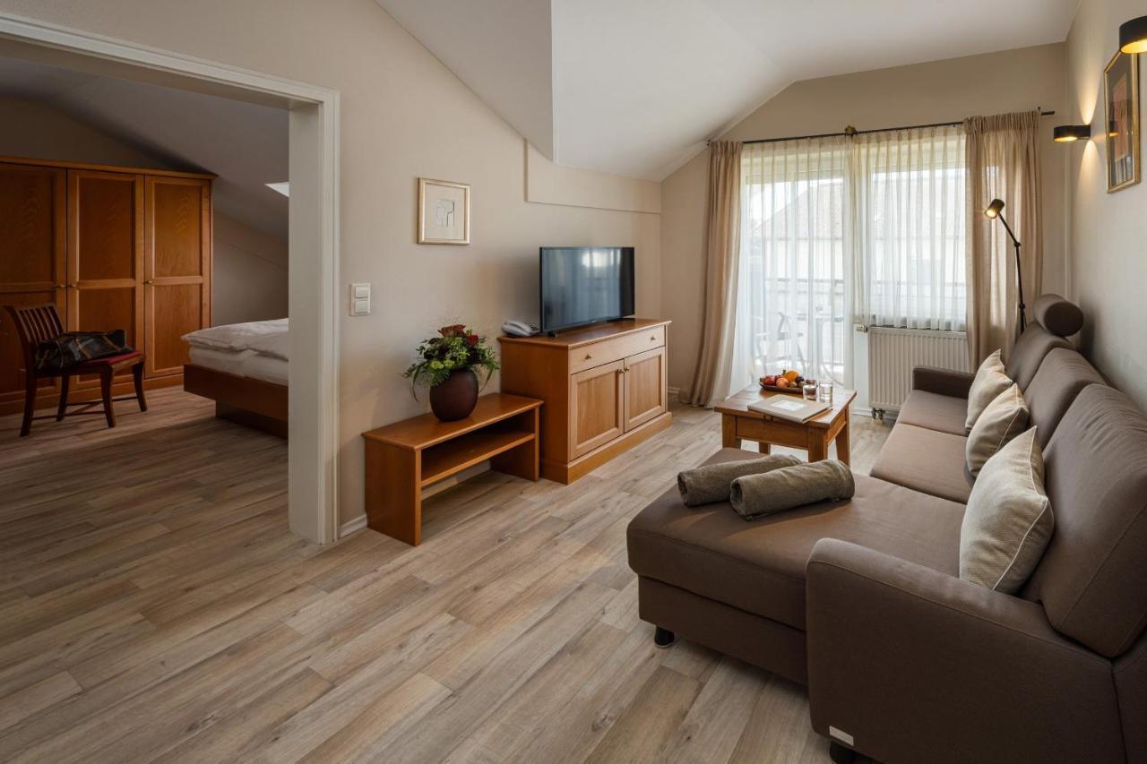 Aparthotel Christine Bad Fussing Bagian luar foto