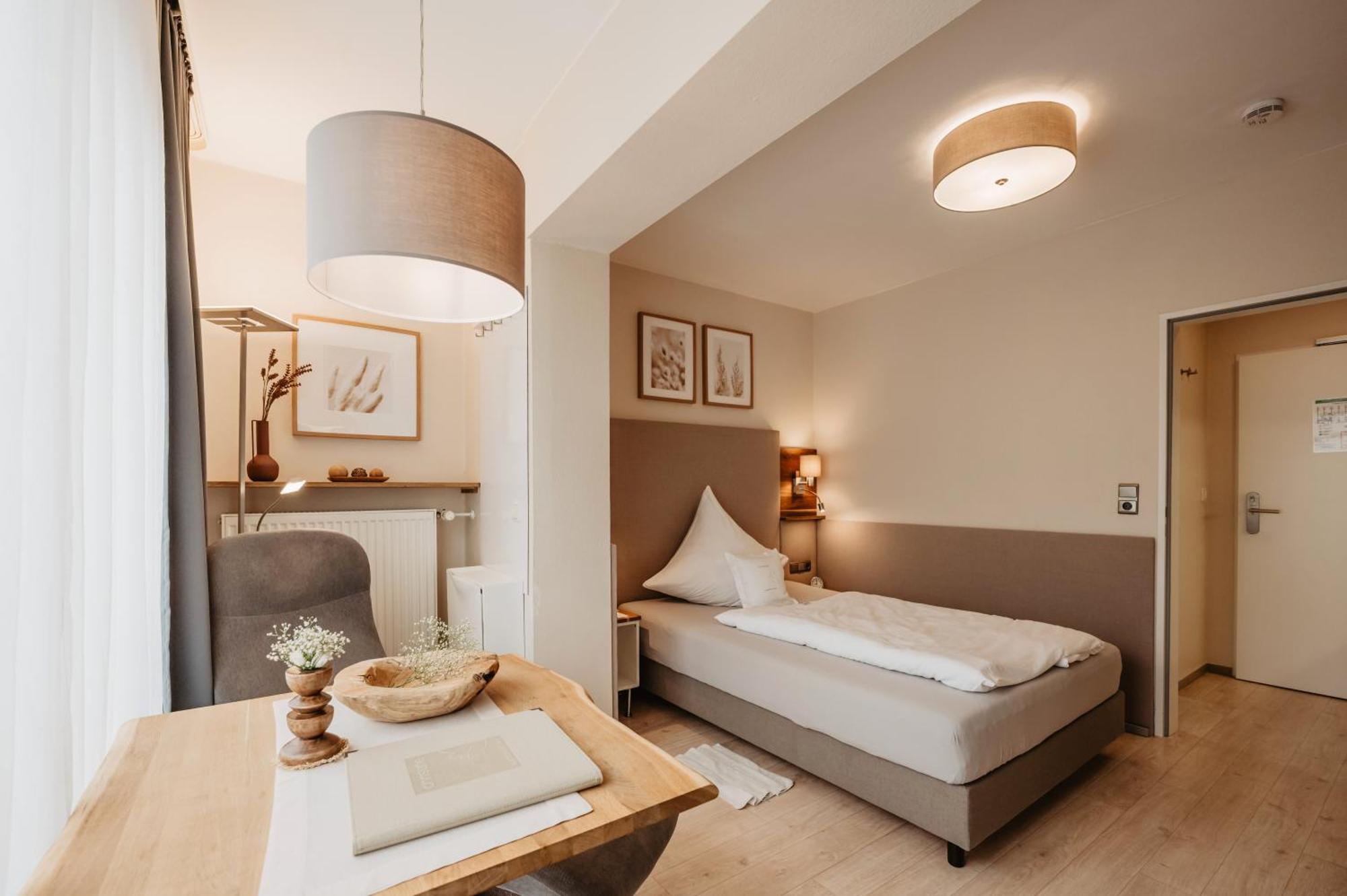 Aparthotel Christine Bad Fussing Bagian luar foto