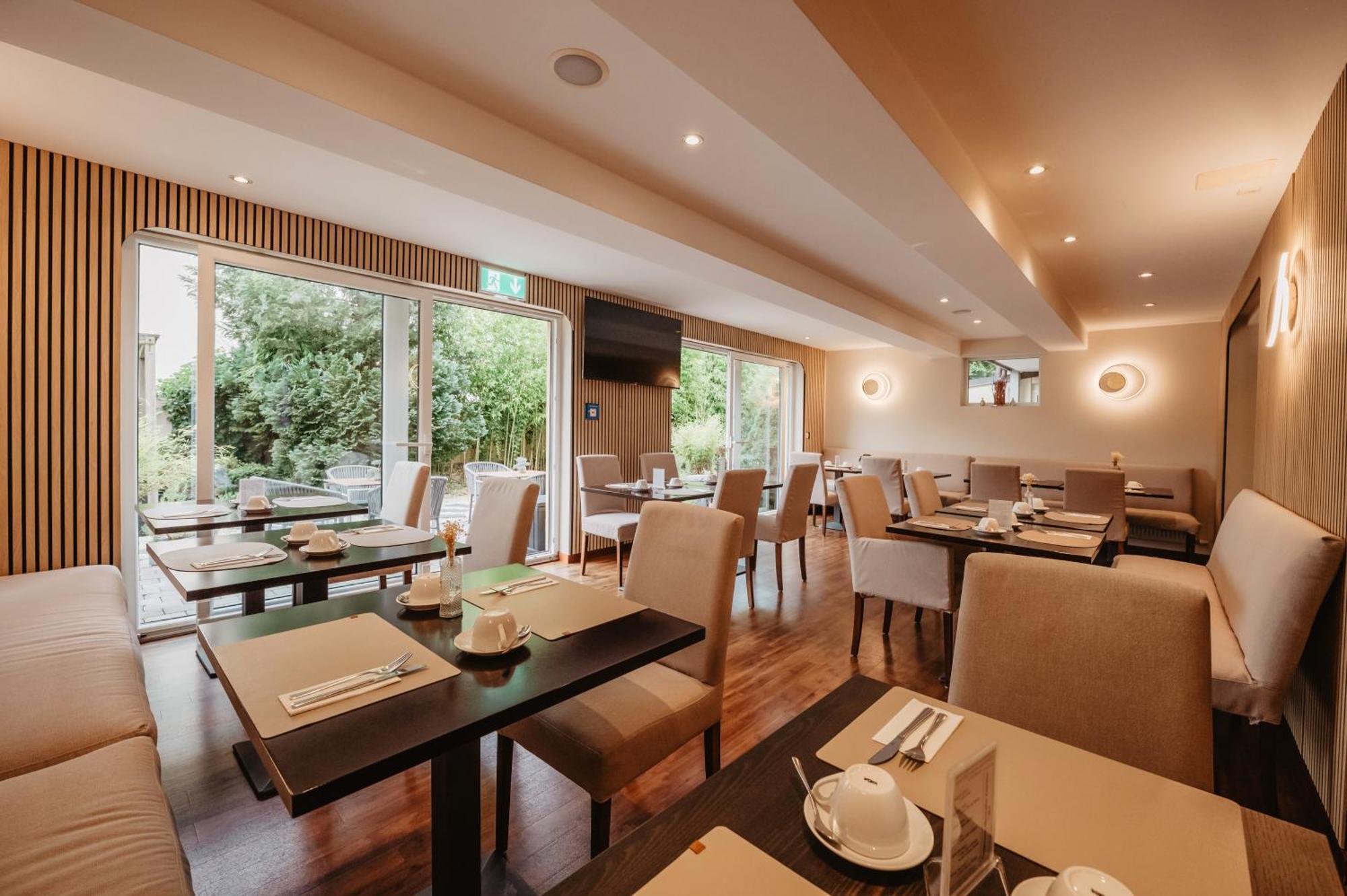 Aparthotel Christine Bad Fussing Bagian luar foto