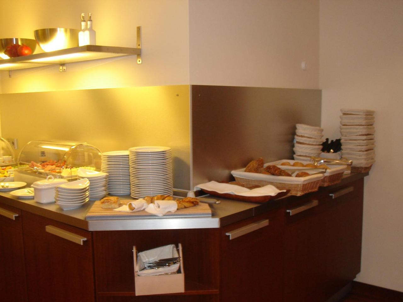 Aparthotel Christine Bad Fussing Bagian luar foto