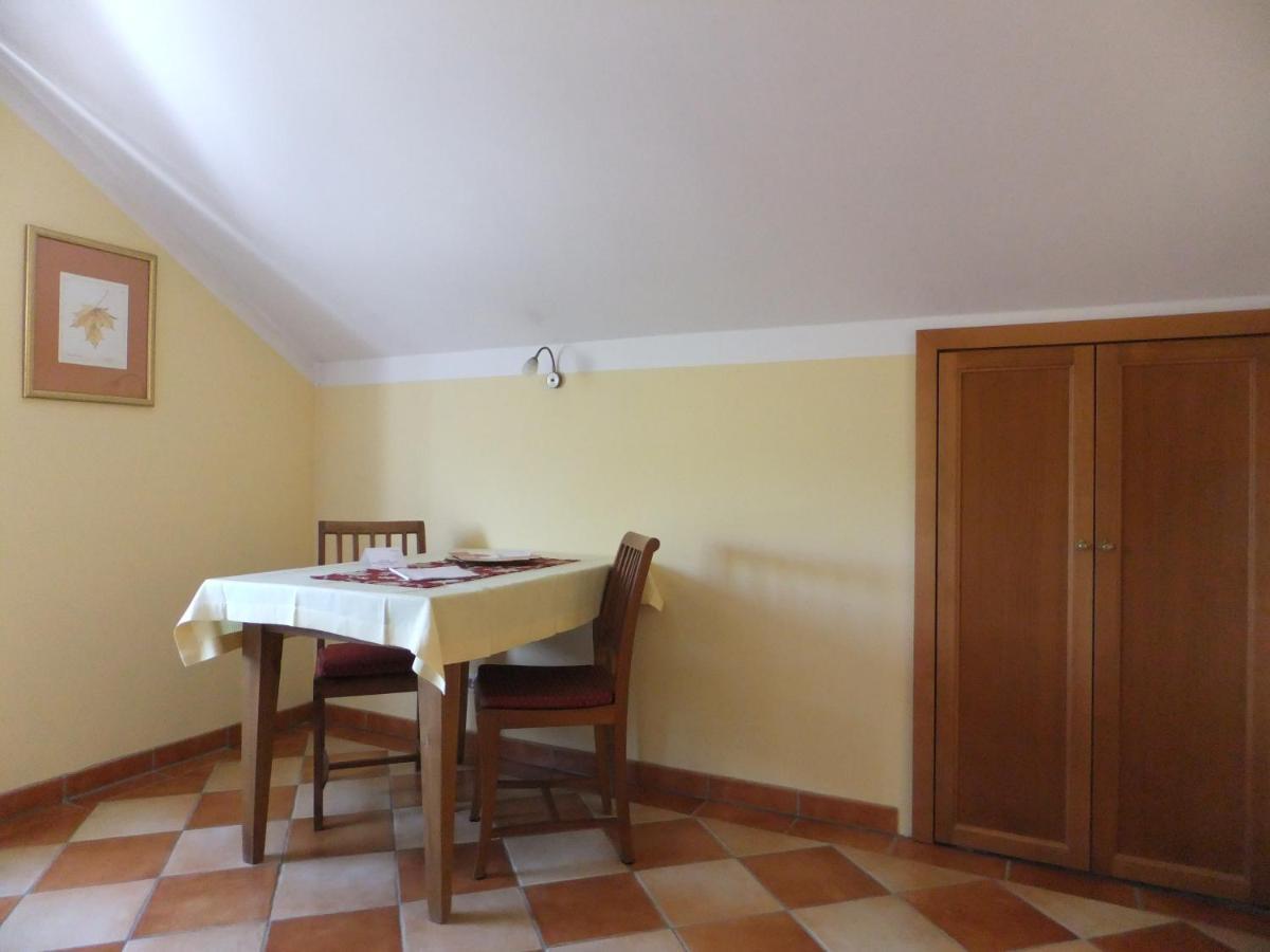 Aparthotel Christine Bad Fussing Bagian luar foto